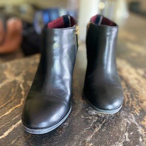 Tommy Hilfiger Leather / Suede Bootie